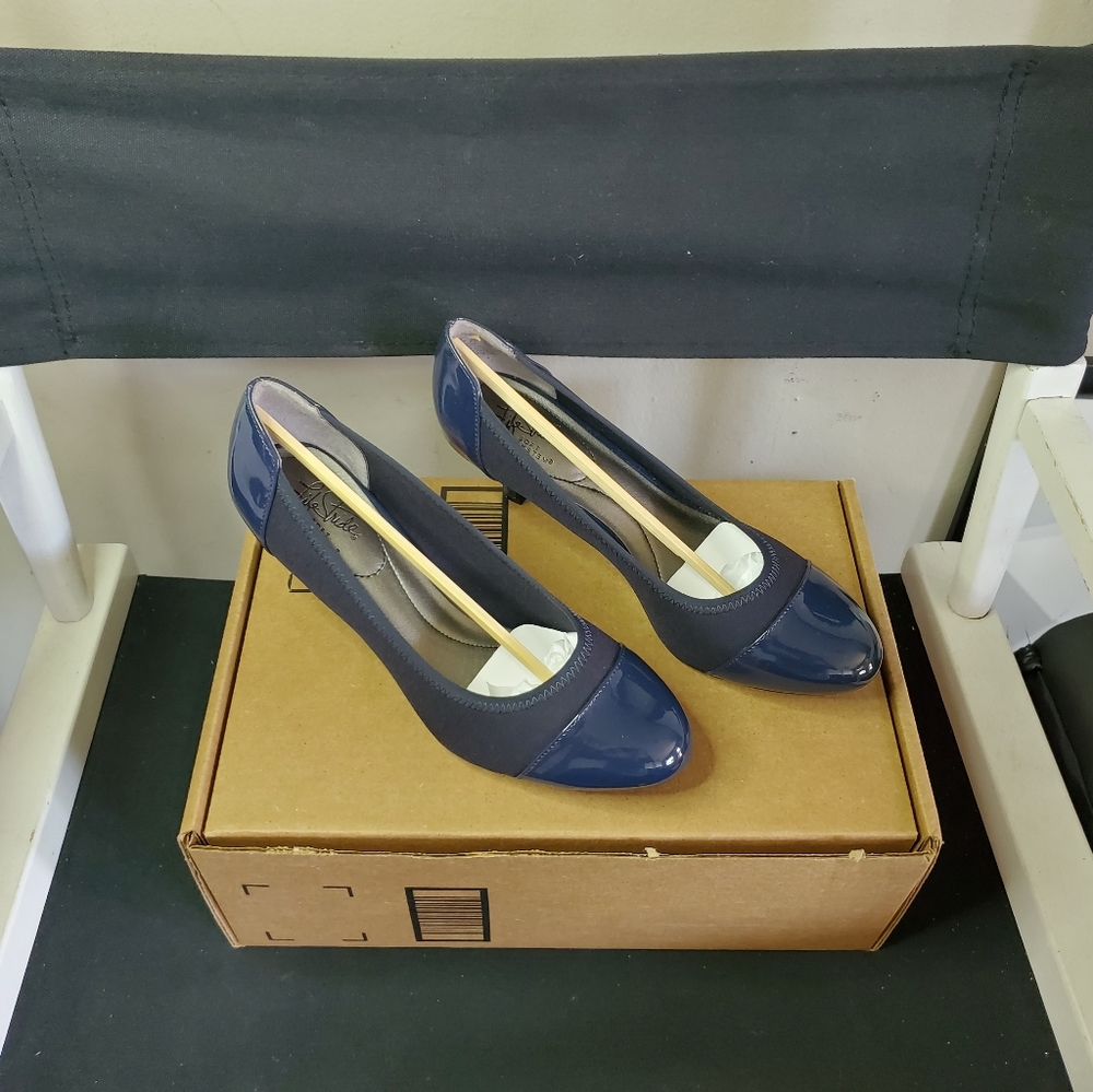 LIFE STRIDE Womens Parigi Pump Heel Size 8.5W - Picture 2 of 9